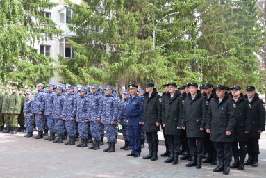 На службу в подразделения Росгвардии отправились призывники из Зауралья