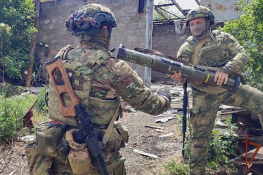 Росгвардейцы совместно с сотрудниками военной контрразведки ликвидировали схрон с оружием иностранно