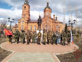 Представители Росгвардии присоединились к патриотической акции «Марш потомков победителей» в Кургане