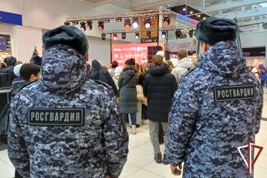 Росгвардейцы обеспечили безопасность массовых мероприятий в Зауралье